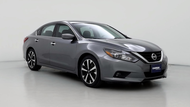 2018 Nissan Altima SR Hero Image