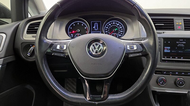 2016 Volkswagen Golf Limited Edition 10