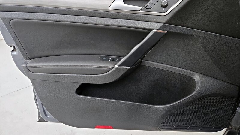 2016 Volkswagen Golf Limited Edition 12