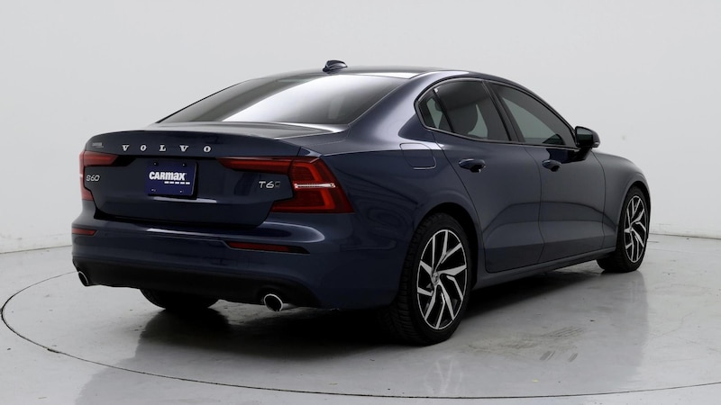 2019 Volvo S60 T6 Momentum 8