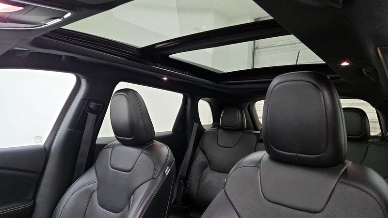 2021 Jeep Cherokee 80th Anniversary 19