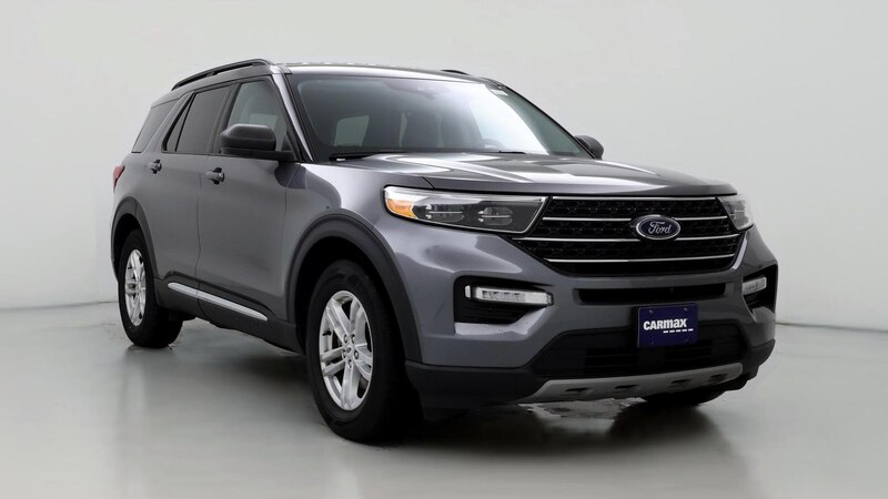 2023 Ford Explorer XLT Hero Image