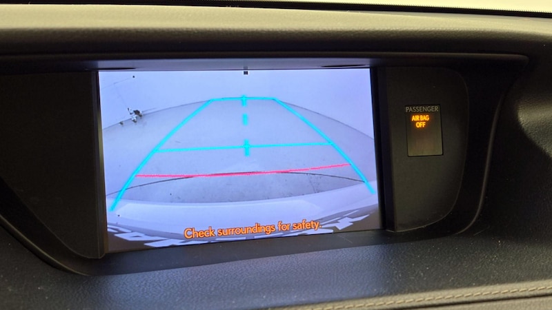 2014 Lexus ES Hybrid 300h 15