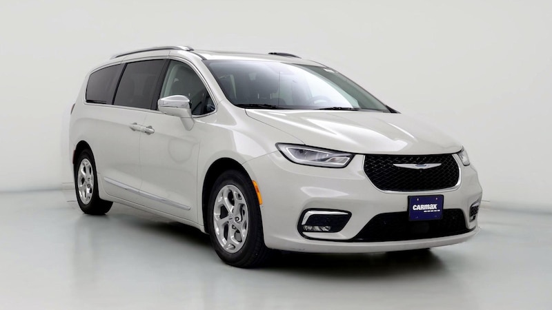 2021 Chrysler Pacifica Hybrid Limited Hero Image
