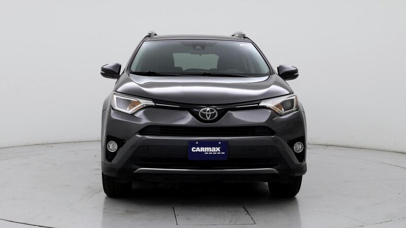 2017 Toyota RAV4 XLE 5