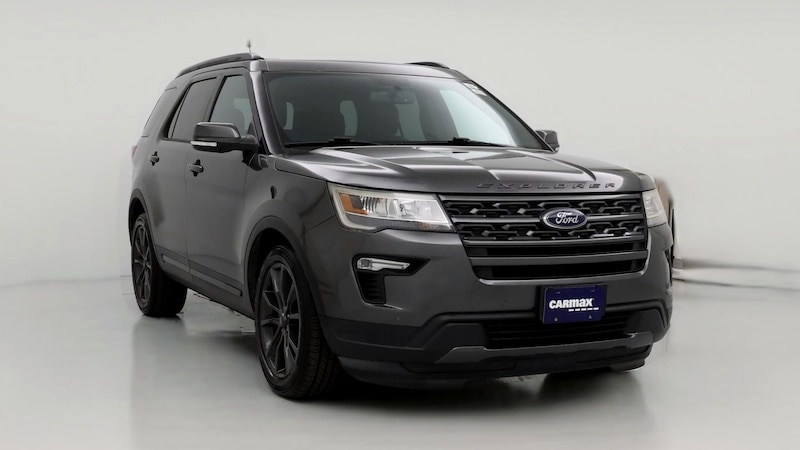 2018 Ford Explorer XLT Hero Image