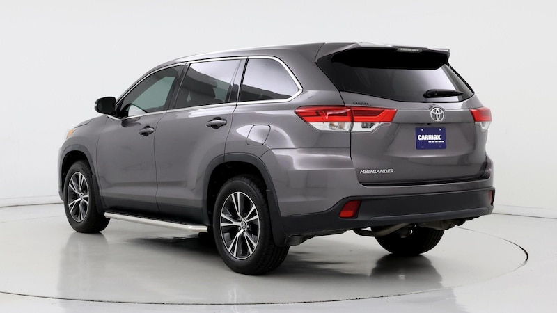 2019 Toyota Highlander LE 2