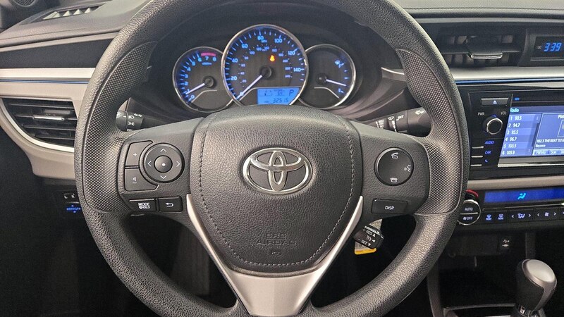 2016 Toyota Corolla LE 10