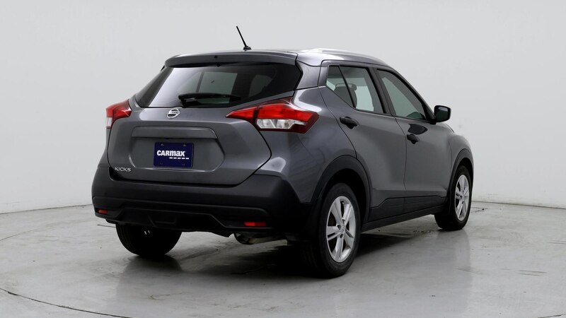 2019 Nissan Kicks S 8