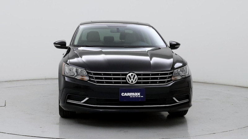 2018 Volkswagen Passat SE 5