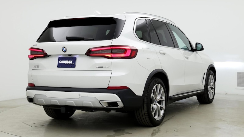 2023 BMW X5 sDrive40i 8