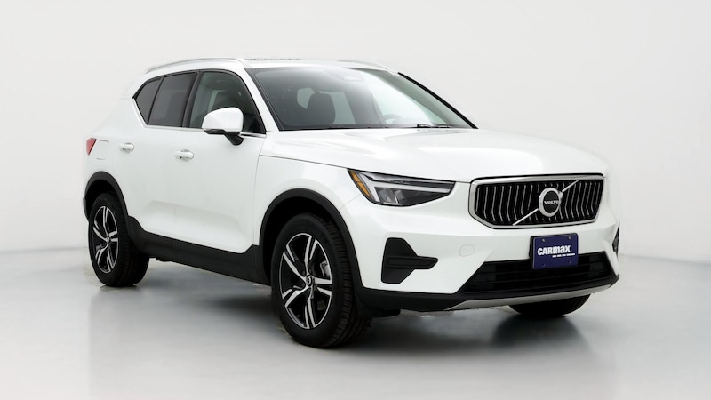 2024 Volvo XC40 B5 Core Hero Image