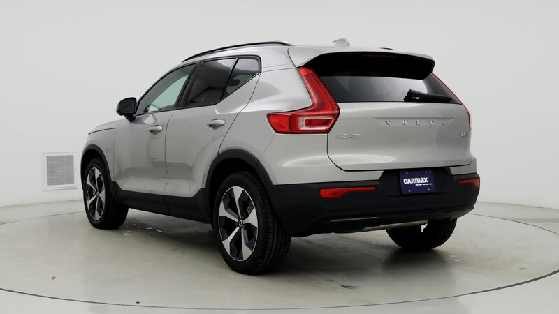 2024 Volvo XC40 B5 Plus 2