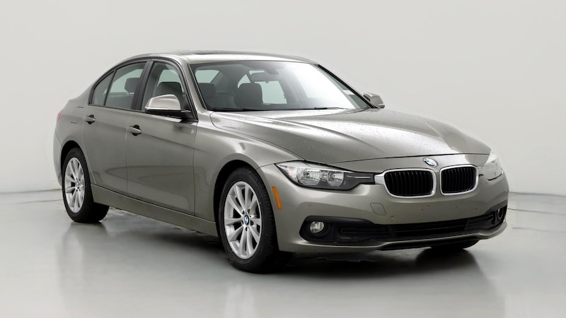 2016 BMW 3 Series 320i Hero Image