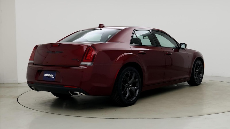 2023 Chrysler 300 S 8