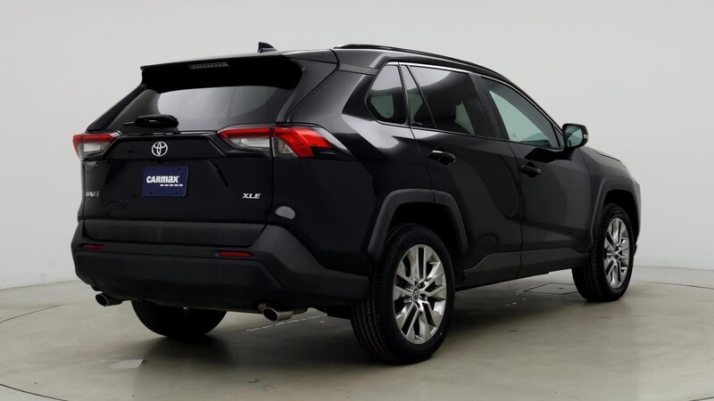 2021 Toyota RAV4 XLE Premium 8