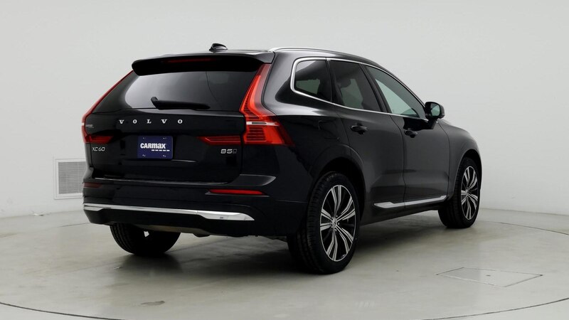 2023 Volvo XC60 B5 Plus 8