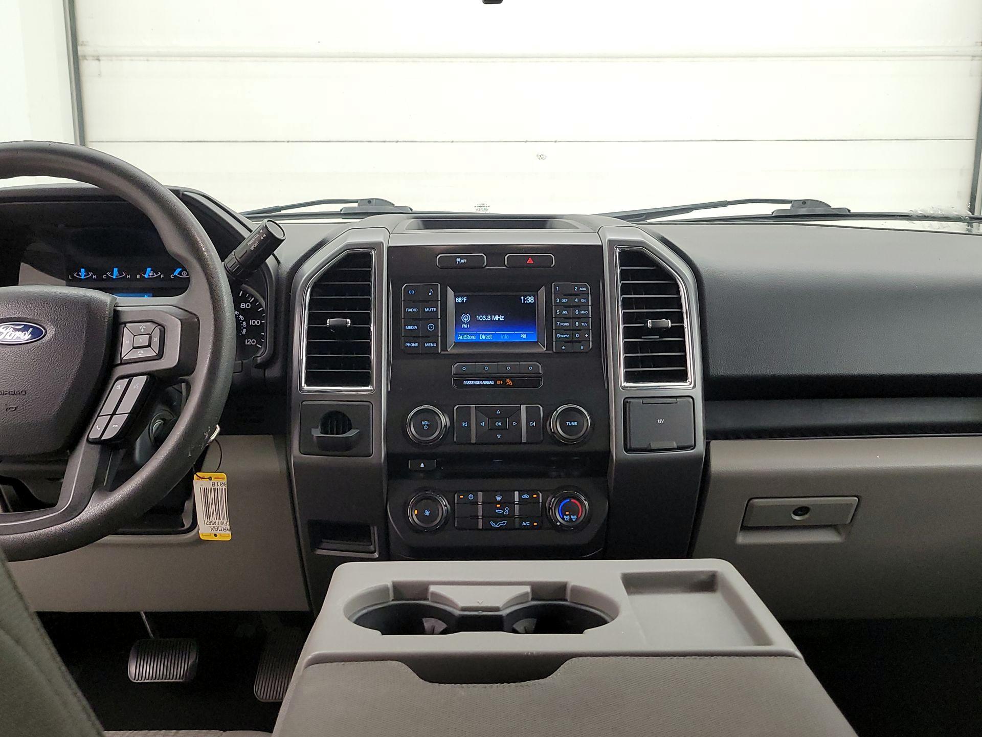 Thumbnail: 2015 Ford F-150 - 9