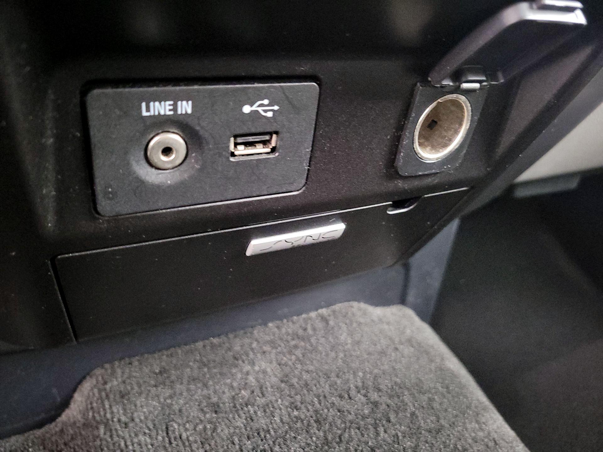 Thumbnail: 2015 Ford F-150 - 17