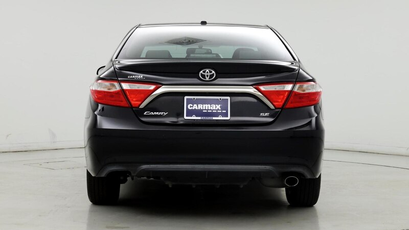 2017 Toyota Camry SE 6