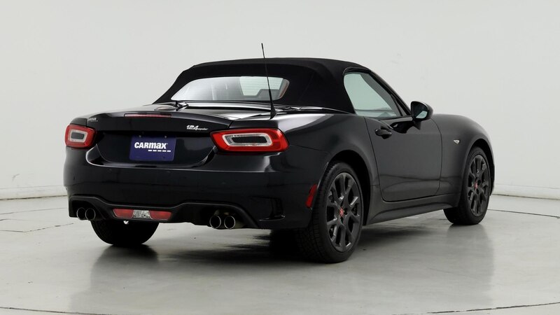 2017 Fiat 124 Spider Abarth 8