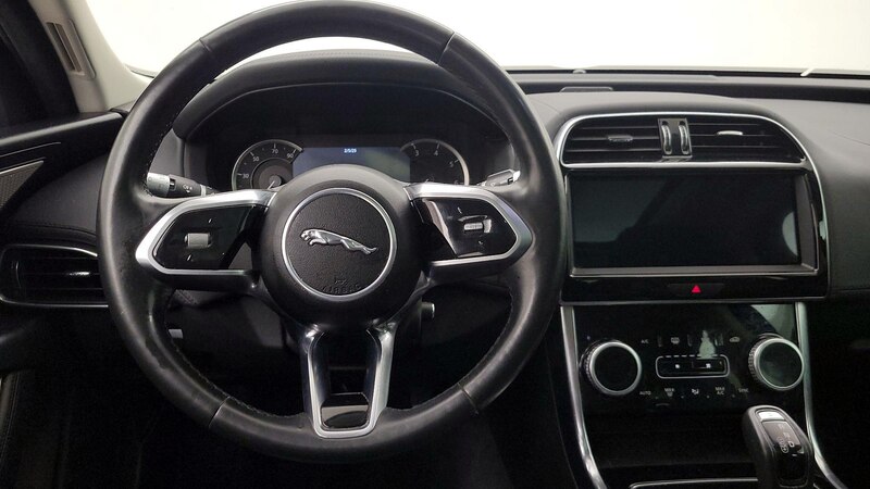 2020 Jaguar XE S 10