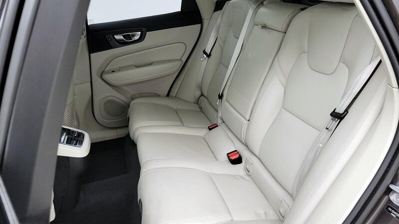 2023 Volvo XC60 B5 Ultimate 21