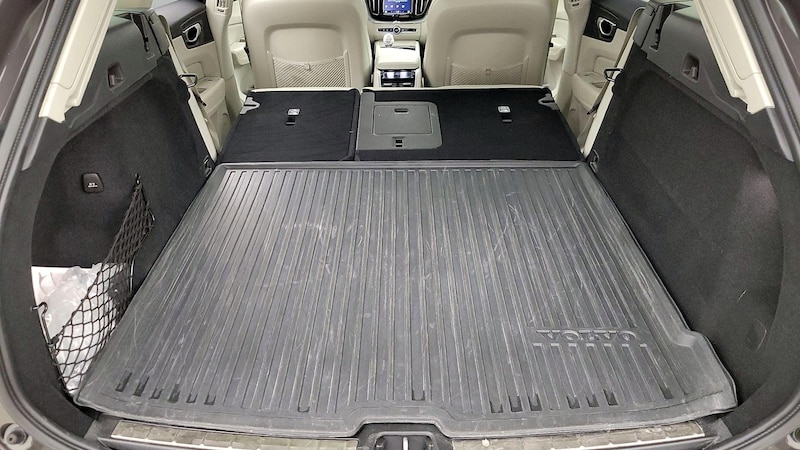 2023 Volvo XC60 B5 Ultimate 23