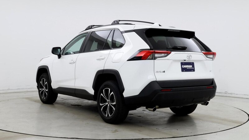 2021 Toyota RAV4 LE 2