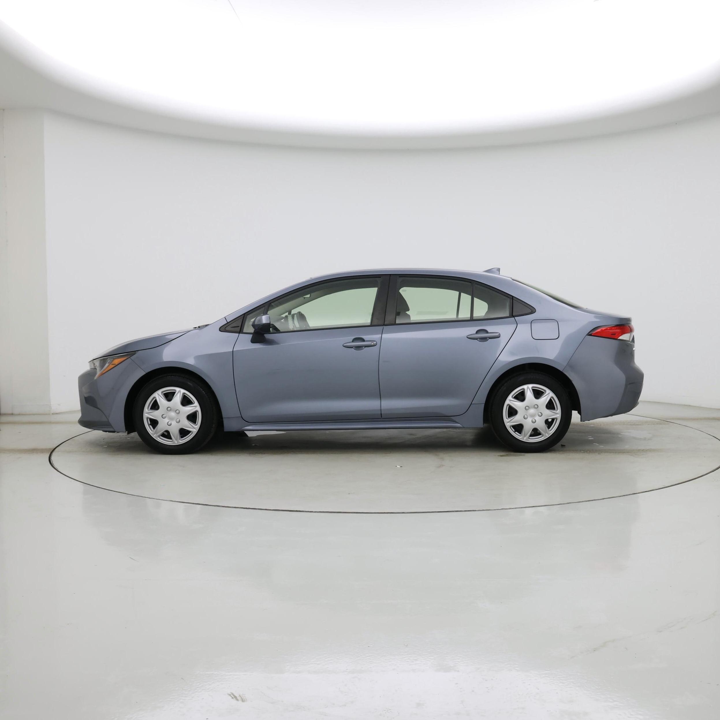 Thumbnail: 2022 Toyota Corolla - 3