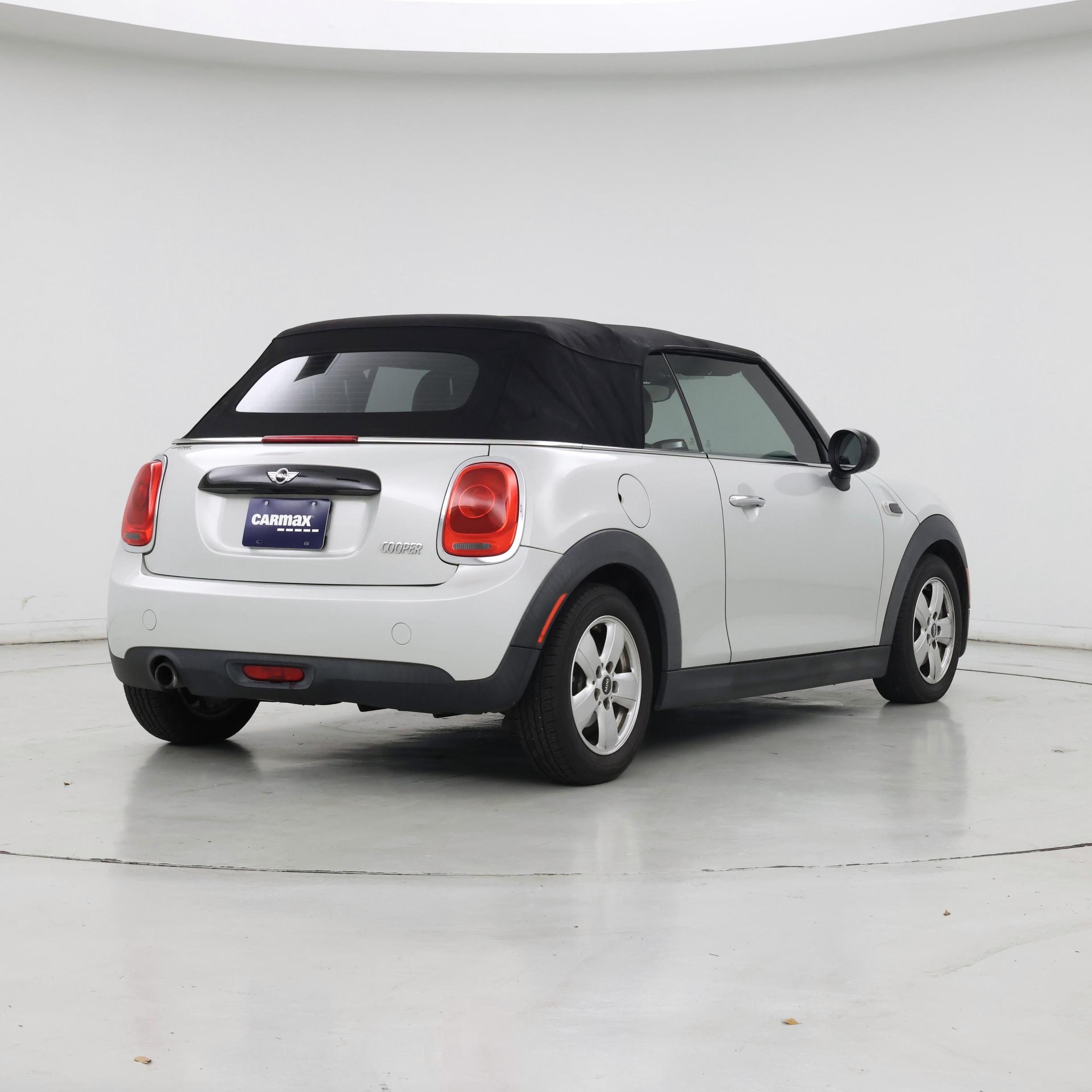 Thumbnail: 2017 MINI Cooper - 8