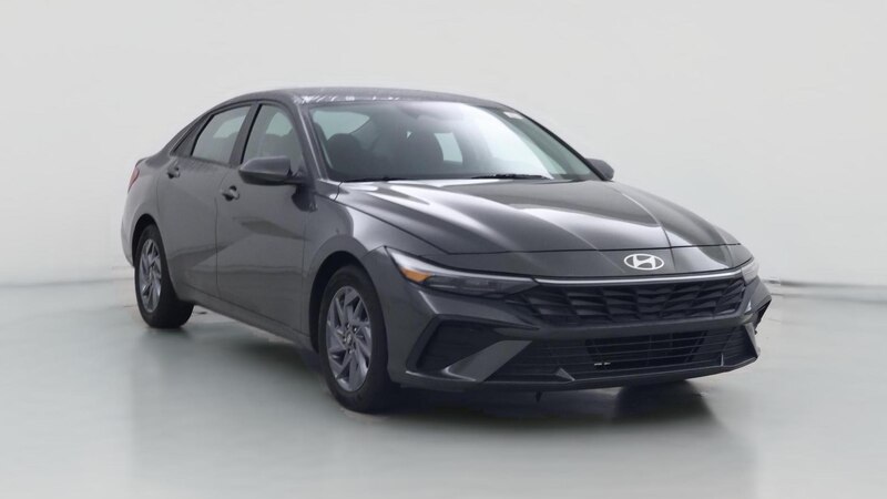 2024 Hyundai Elantra SEL Hero Image