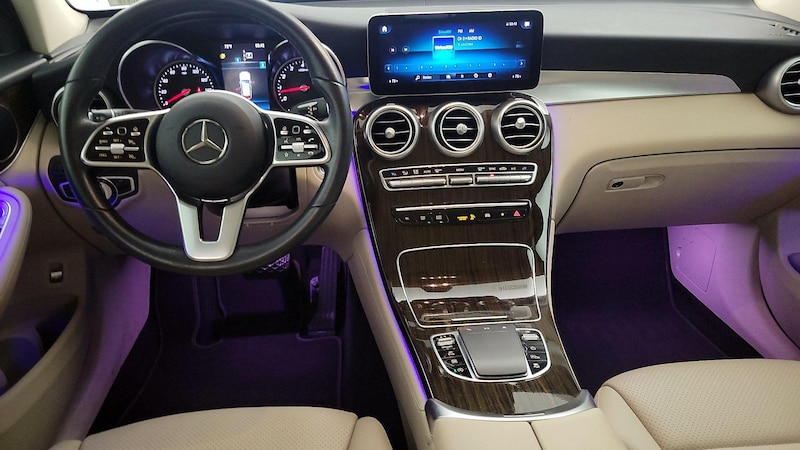 2021 Mercedes-Benz GLC 300 9