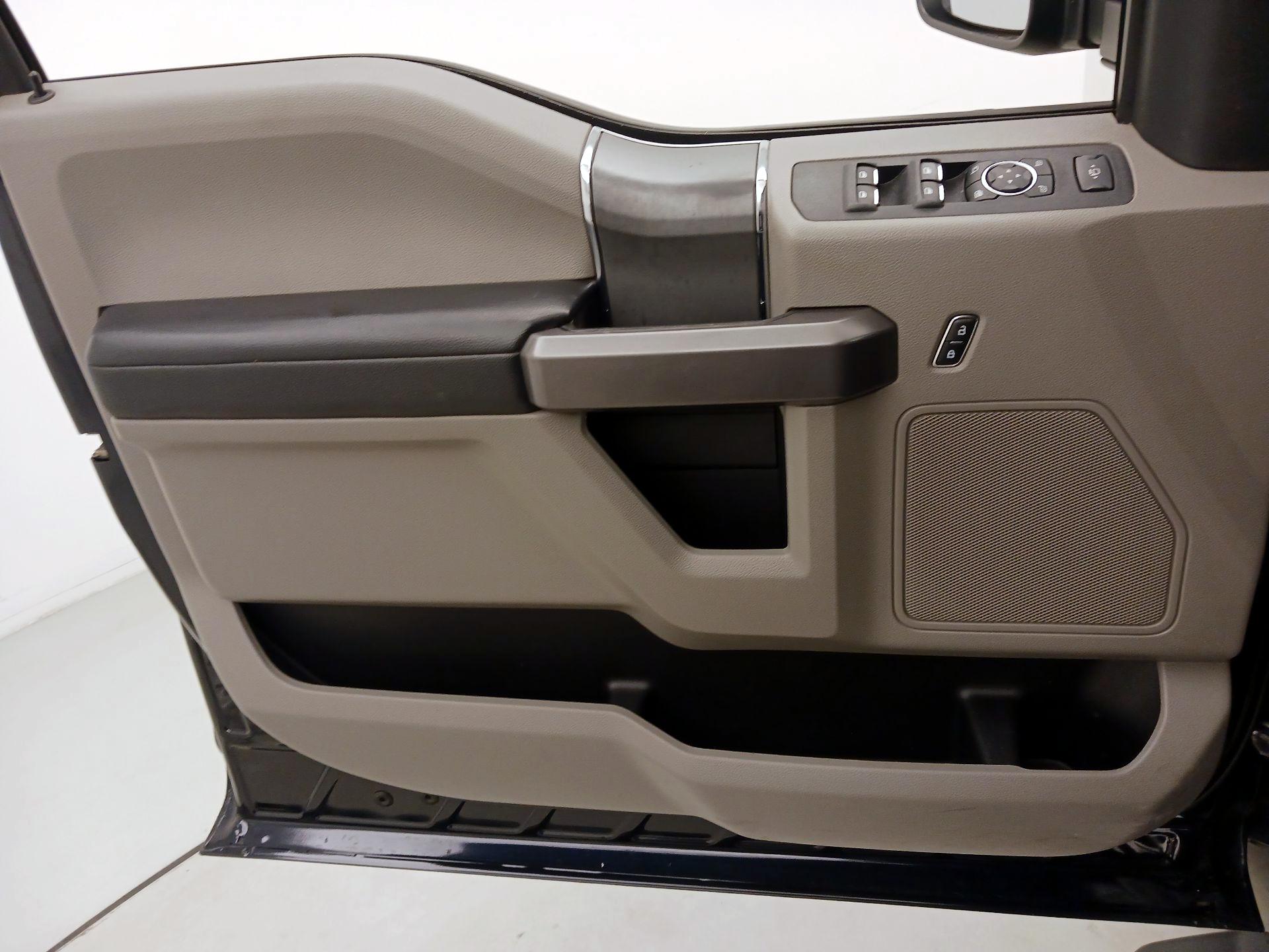 Thumbnail: 2021 Ford F-250 - 12
