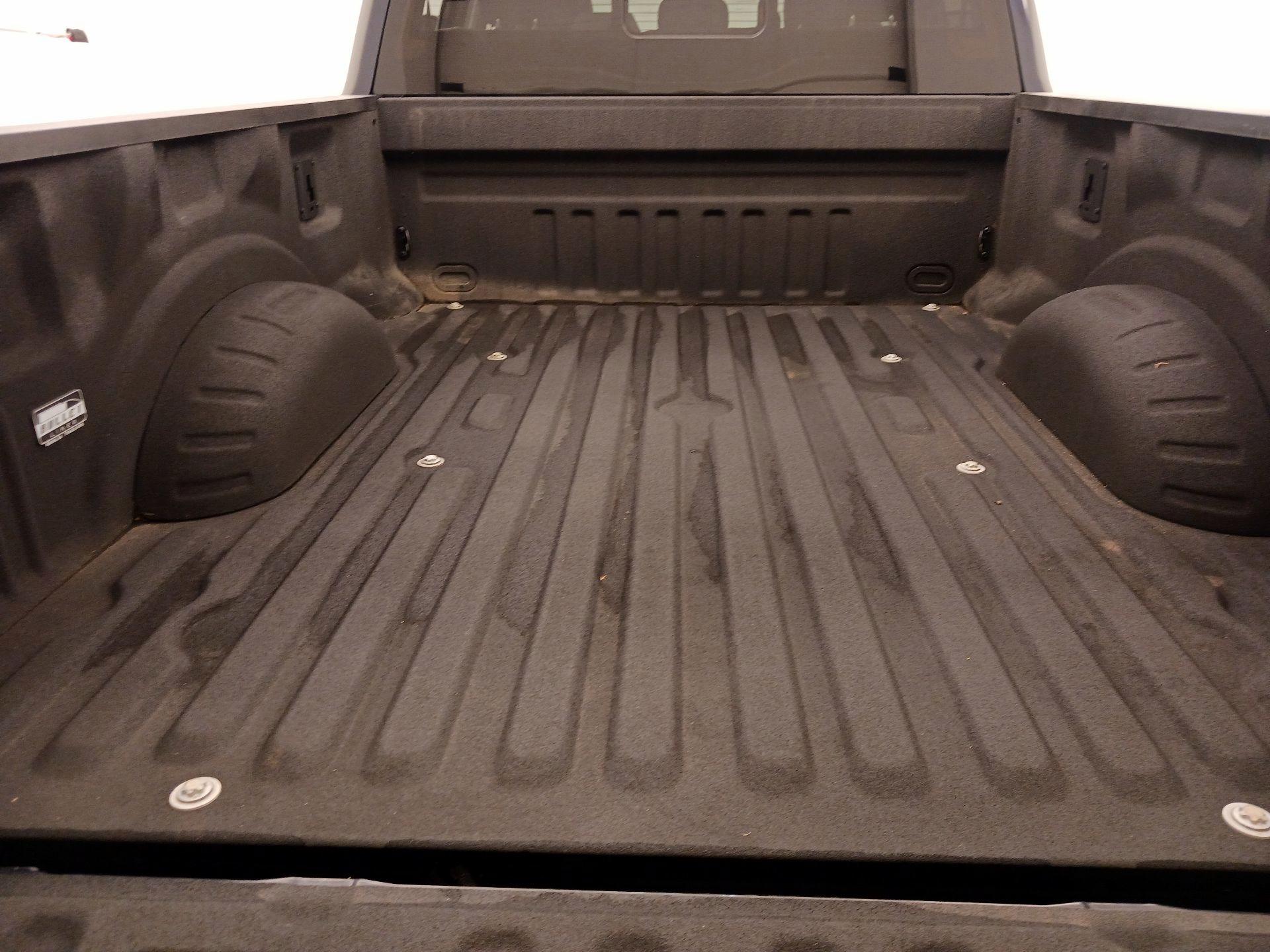 Thumbnail: 2021 Ford F-250 - 20