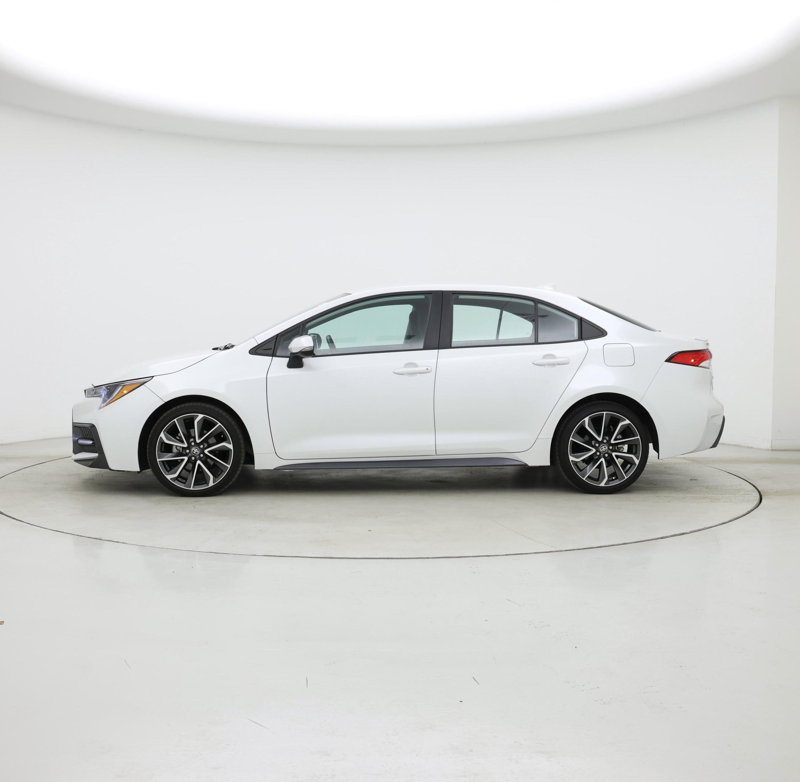 Thumbnail: 2022 Toyota Corolla - 3