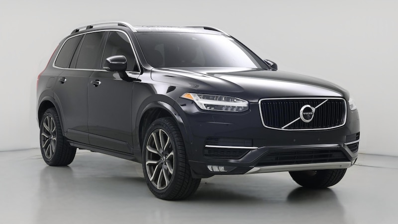 2017 Volvo XC90 T6 Momentum Hero Image