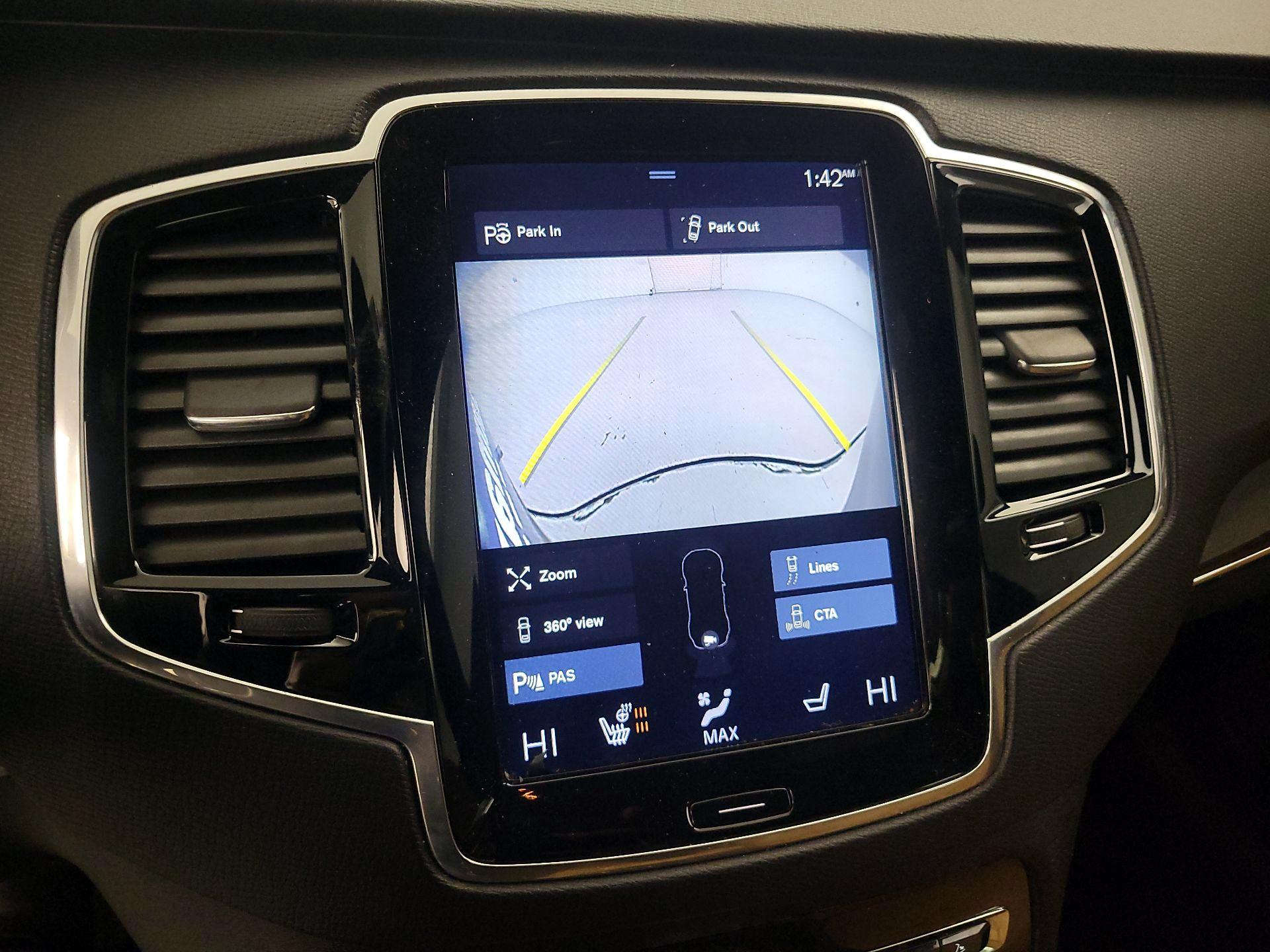 Thumbnail: 2017 Volvo XC90 - 14