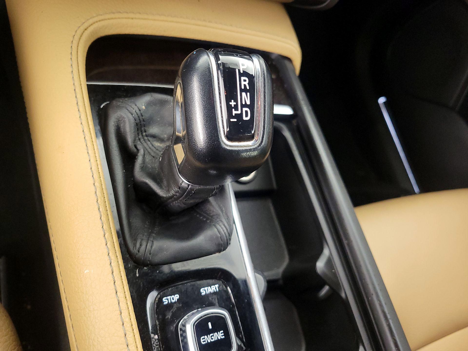 Thumbnail: 2017 Volvo XC90 - 17