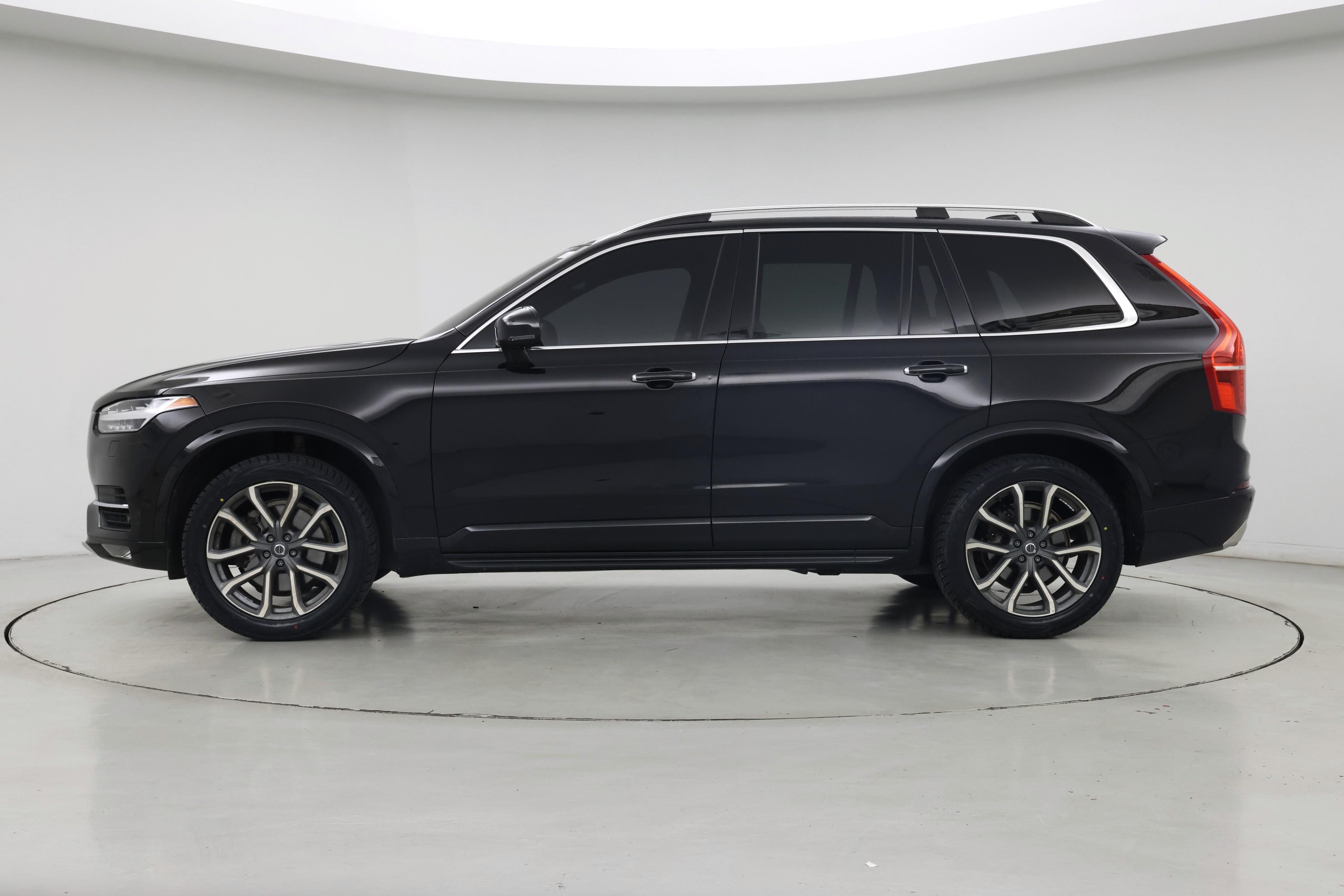 Thumbnail: 2017 Volvo XC90 - 3