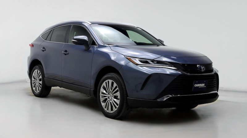 2022 Toyota Venza XLE Hero Image