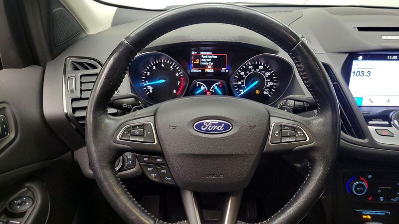 2017 Ford Escape Titanium 10