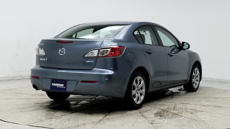 2013 Mazda Mazda3 i Sport 8