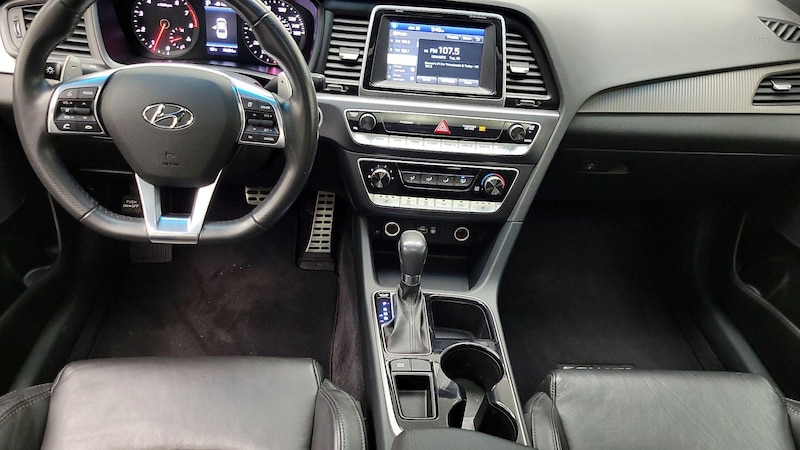 2018 Hyundai Sonata Sport 9