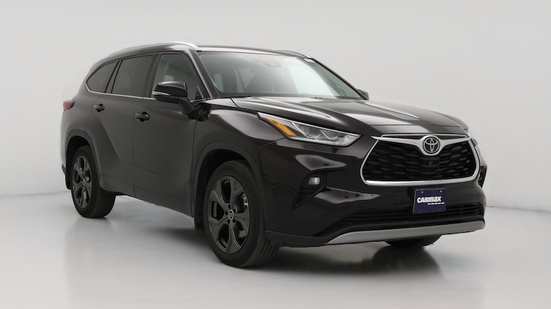 2022 Toyota Highlander Platinum Hero Image