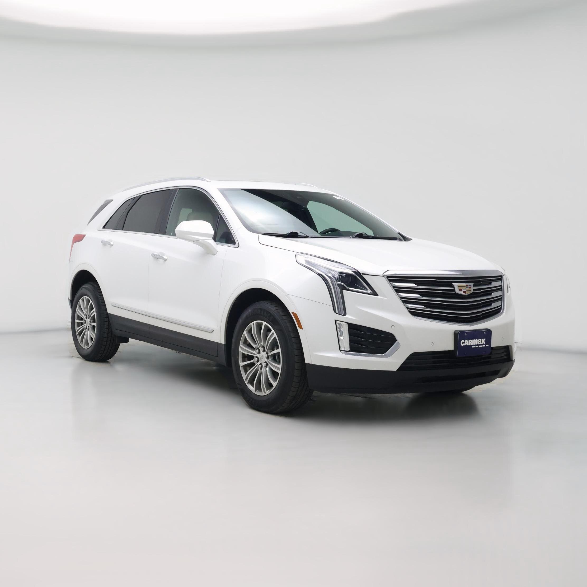 Thumbnail: 2017 Cadillac XT5 - 1