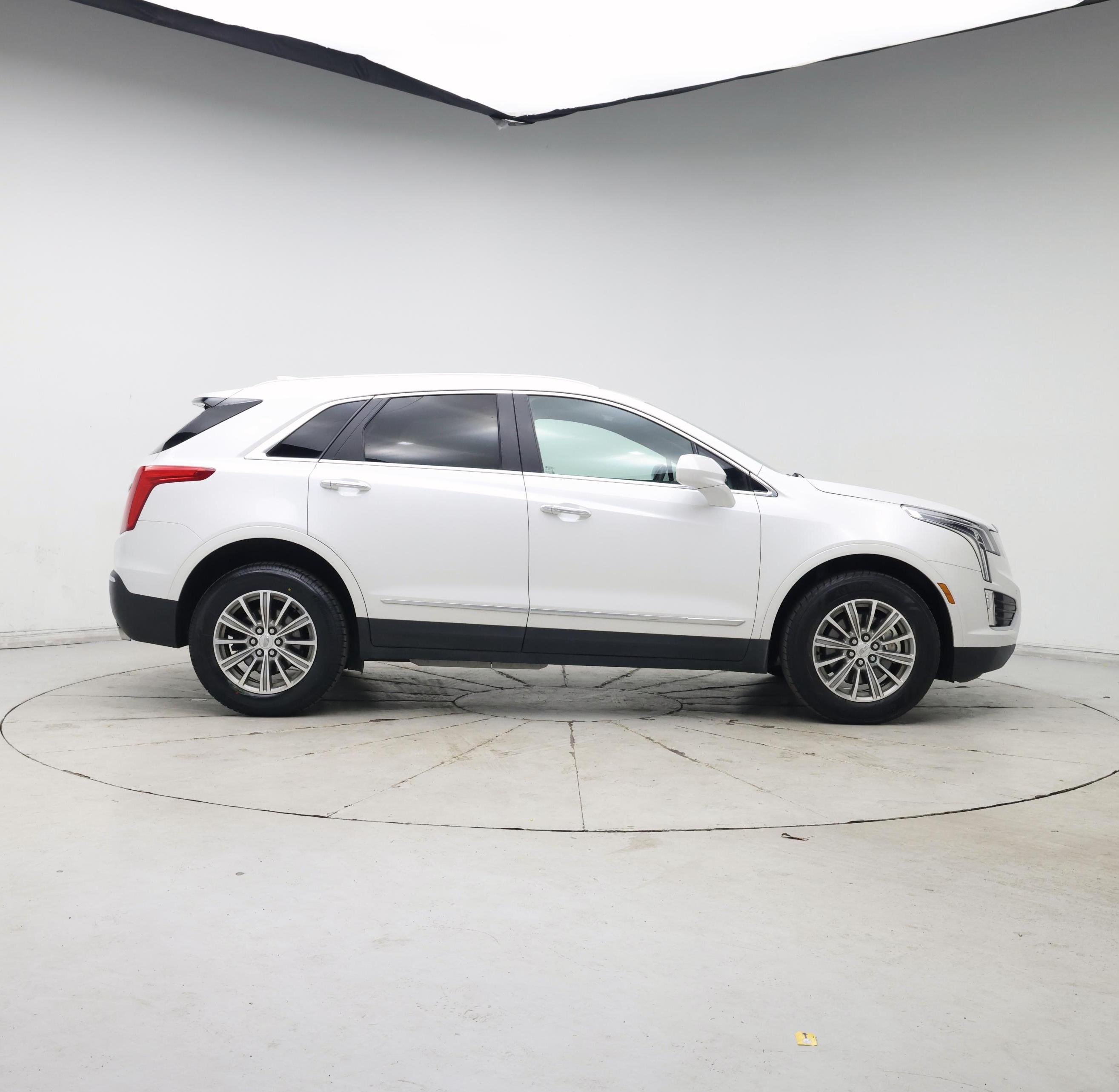 Thumbnail: 2017 Cadillac XT5 - 7