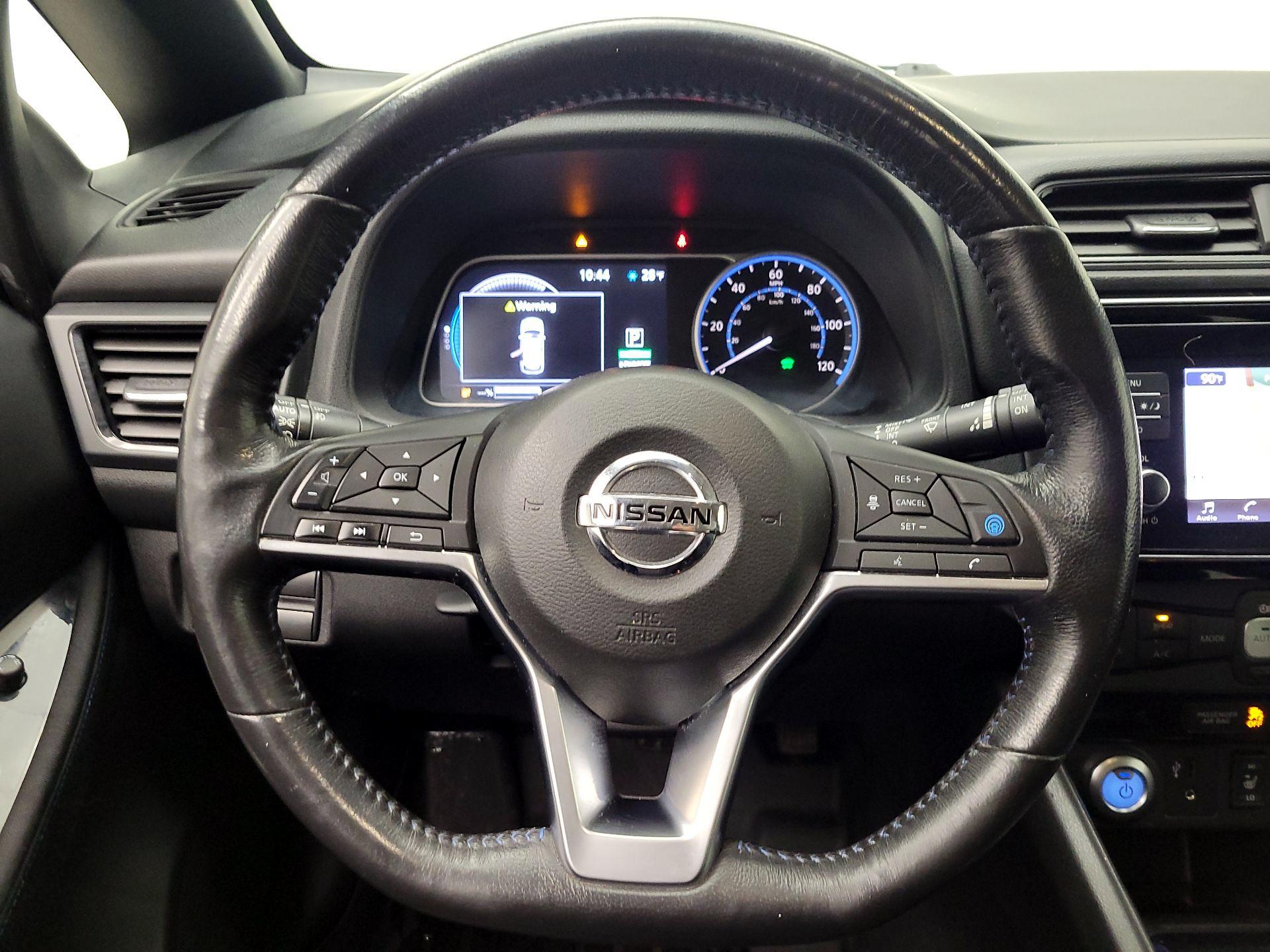 Thumbnail: 2018 Nissan Leaf - 10
