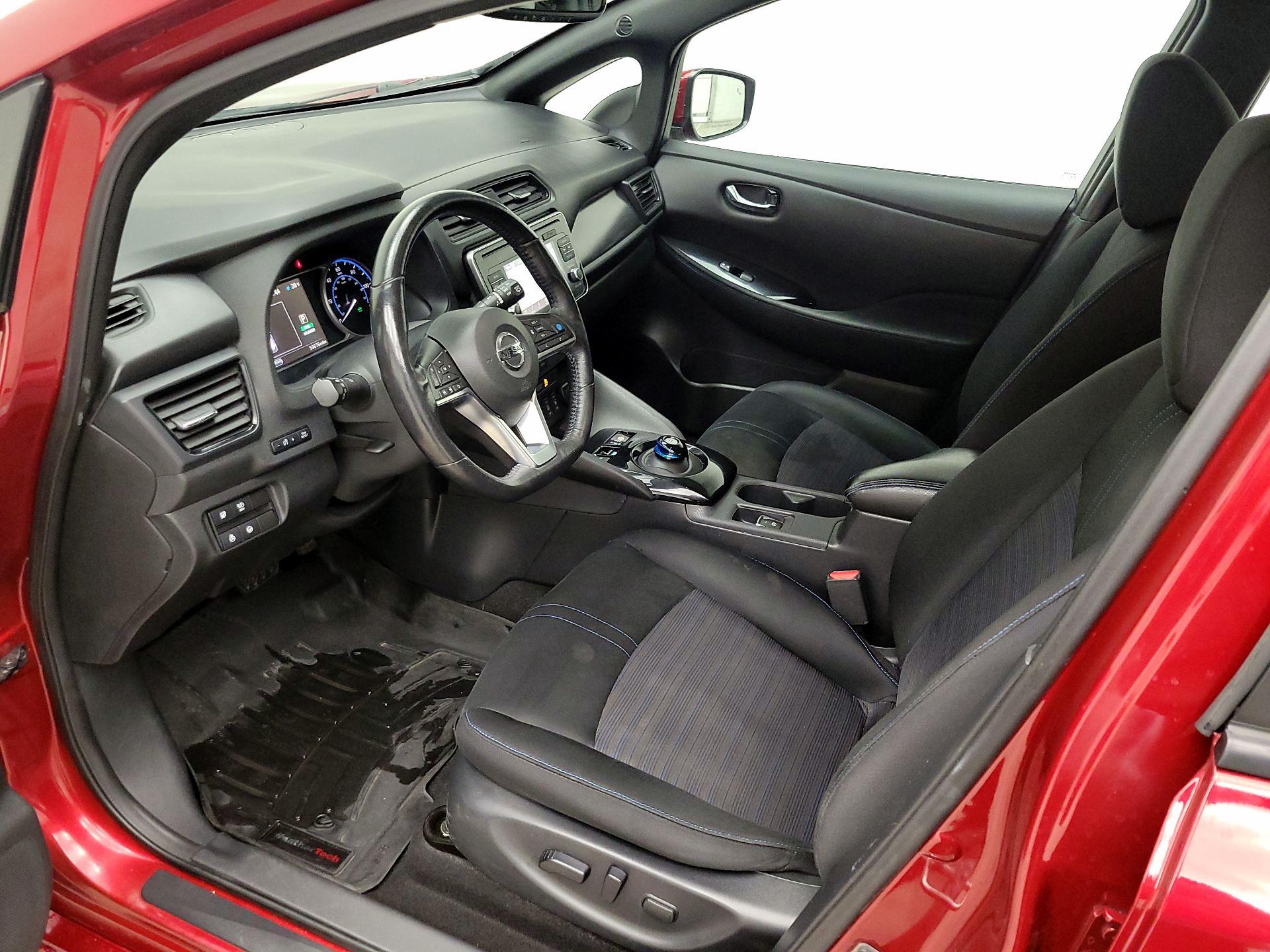 Thumbnail: 2018 Nissan Leaf - 11