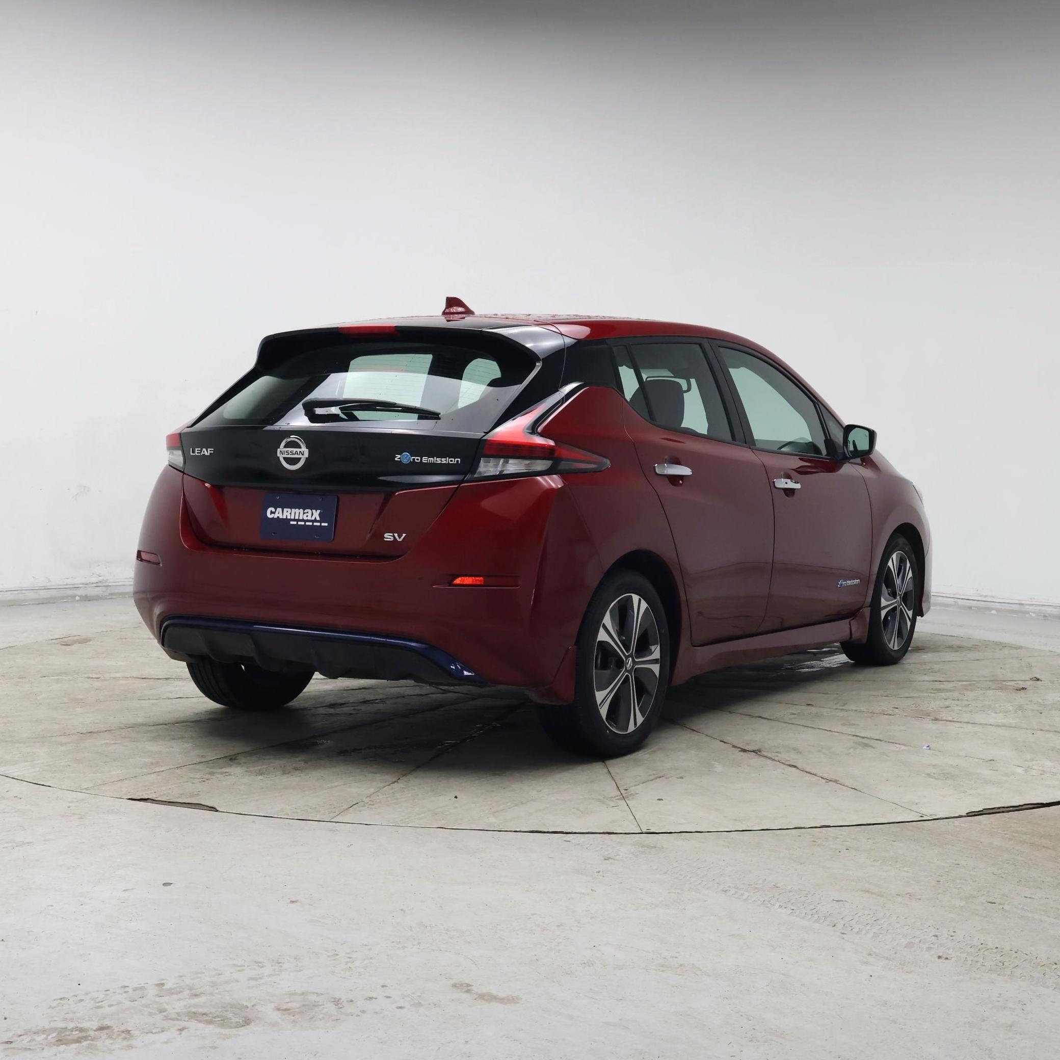 Thumbnail: 2018 Nissan Leaf - 8